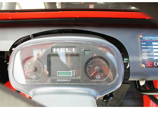 Дизельный погрузчик повышенной проходимости HELI CPCD35